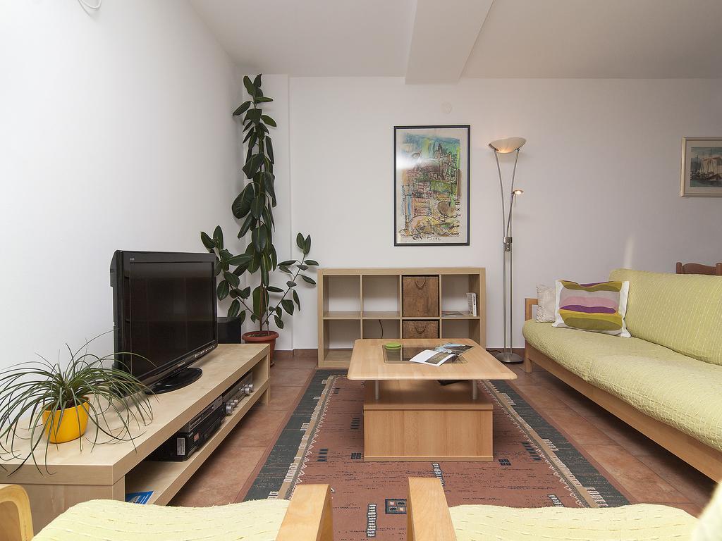 Apartments Ceja Near Sea Medulin Zimmer foto