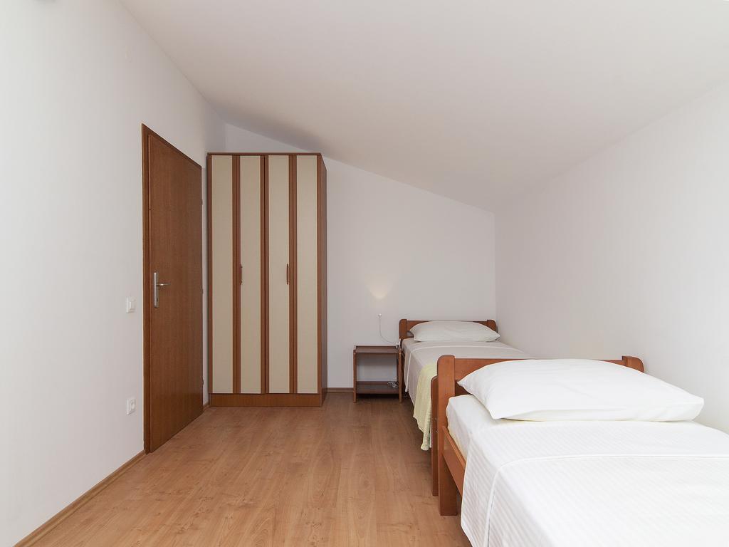 Apartments Ceja Near Sea Medulin Zimmer foto