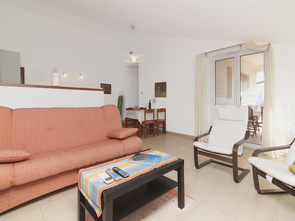 Apartments Ceja Near Sea Medulin Zimmer foto