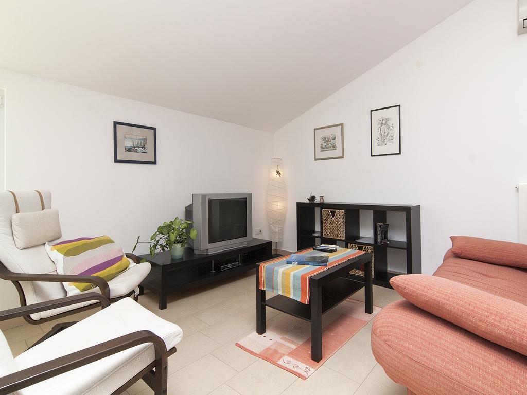 Apartments Ceja Near Sea Medulin Zimmer foto